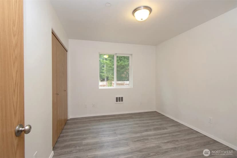 Property photo for 1501 Pendley Court, Port Angeles photo 19