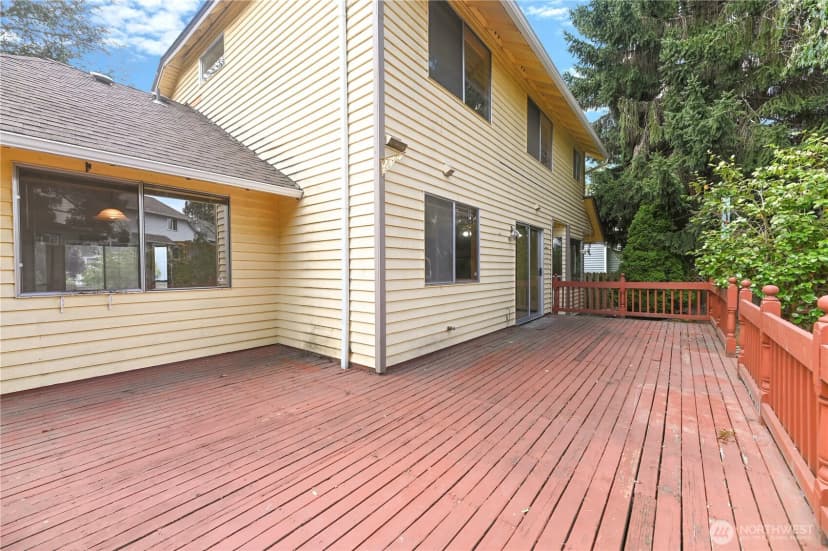Property photo for 22114 109th Pl Se, Kent photo 35