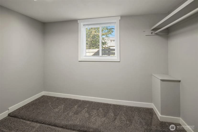 Property photo for 9756 Wallingford Avenue N, Seattle photo 20