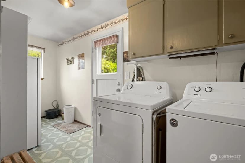 Property photo for 5212 138th Street E, Tacoma photo 15