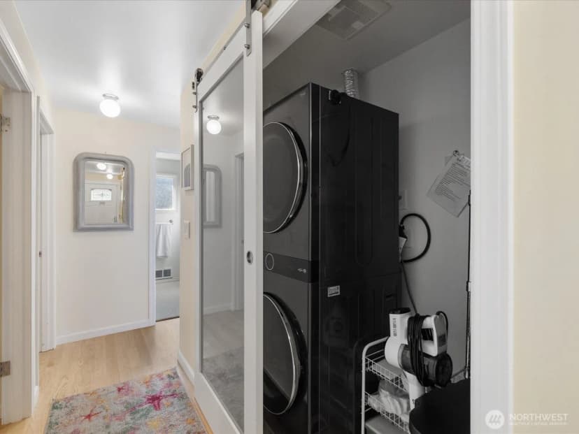 Property photo for 19508 88th Avenue W, Edmonds photo 18