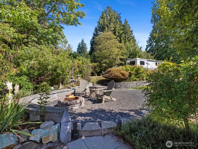 Property photo for 19508 88th Avenue W, Edmonds photo 23