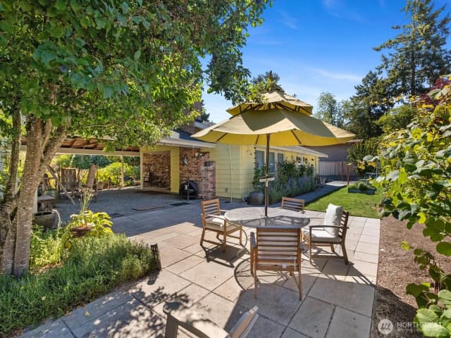 Property photo for 19508 88th Avenue W, Edmonds