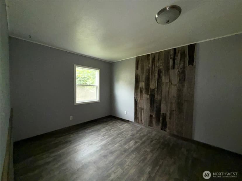 Property photo for 653 E 9th Street, Republic photo 13