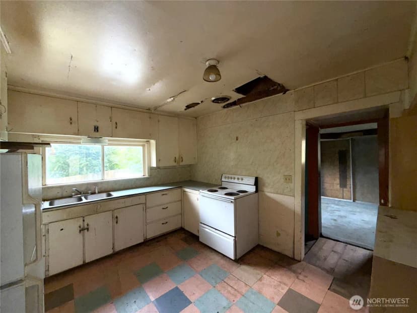 Property photo for 653 E 9th Street, Republic photo 12