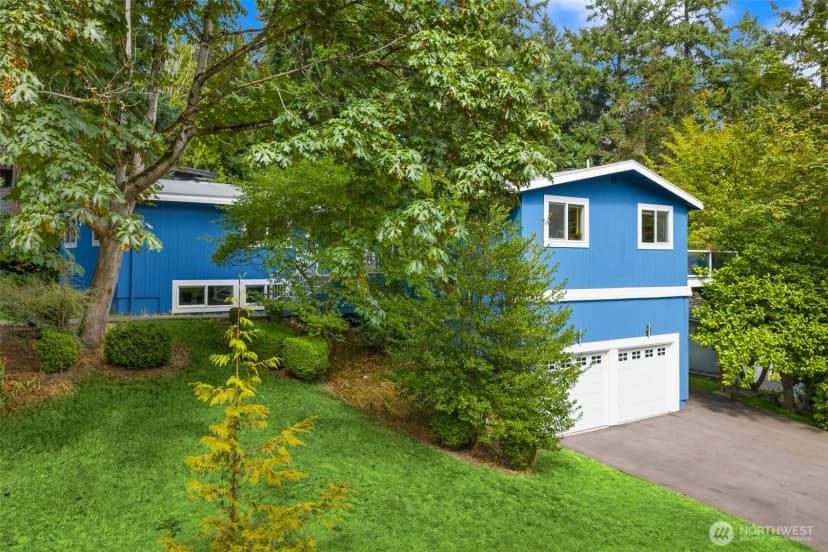 Property photo for 6930 94th Avenue Se, Mercer Island photo 3