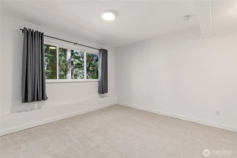 Property photo for 15916 Se 42nd Place, Bellevue photo 31