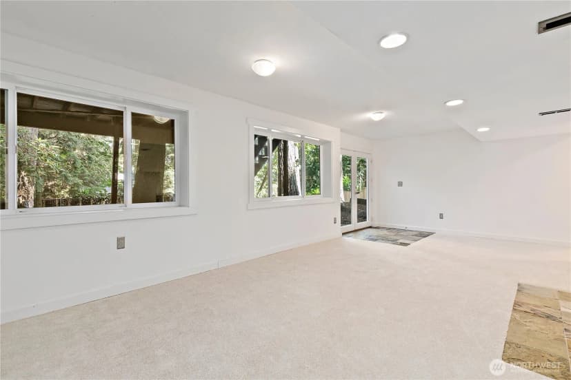 Property photo for 15916 Se 42nd Place, Bellevue photo 27