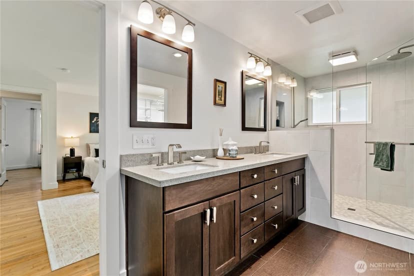 Property photo for 15916 Se 42nd Place, Bellevue photo 17