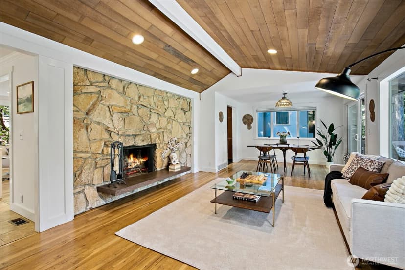 Property photo for 15916 Se 42nd Place, Bellevue photo 13