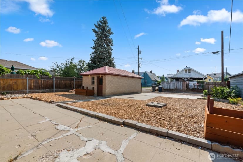 Property photo for 721 Yakima Street, Wenatchee photo 39