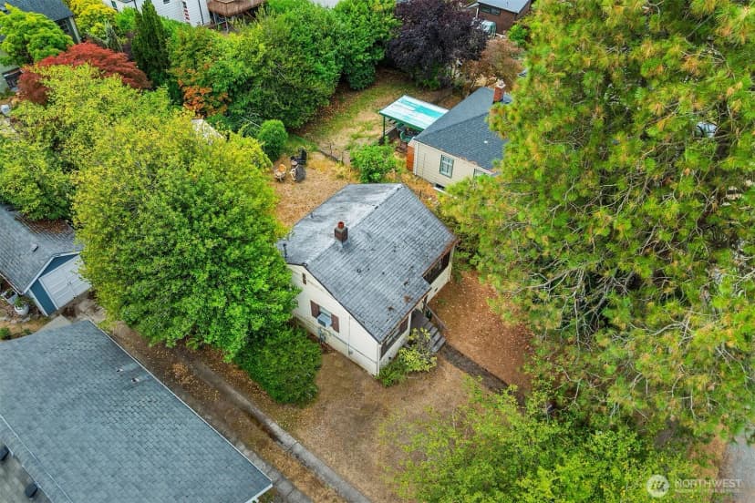 Property photo for 4113 Sw Ida Street, Seattle photo 17