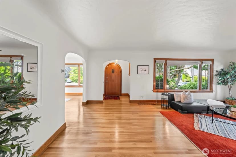 Property photo for 1109 N Cedar Street, Tacoma photo 5