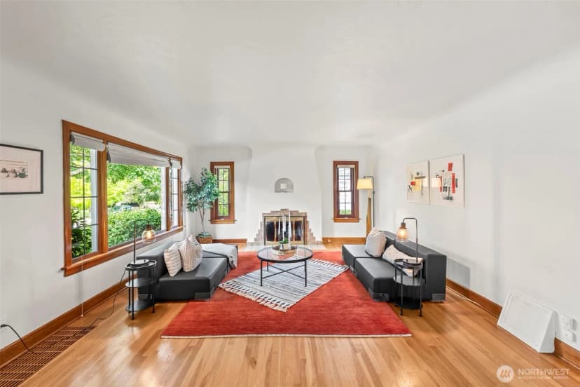 Property photo for 1109 N Cedar Street, Tacoma photo 6