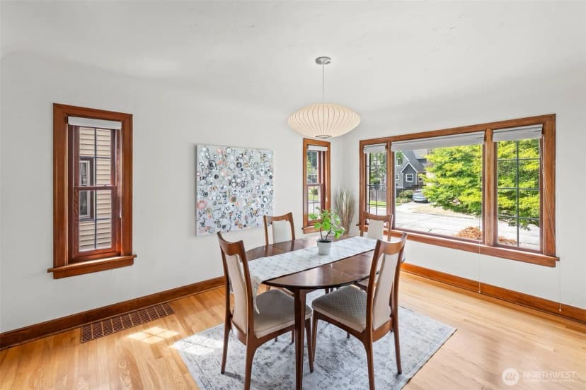 Property photo for 1109 N Cedar Street, Tacoma photo 8
