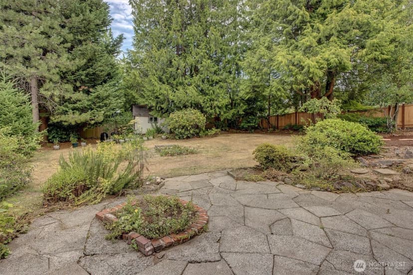Property photo for 13018 Ne 95th Street, Kirkland photo 32