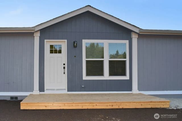 Property photo for 11617 Morris Road Se, Yelm photo 2