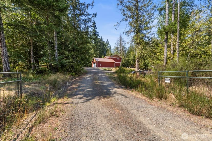 Property photo for 309 Meadowood Drive W, Seabeck photo 40