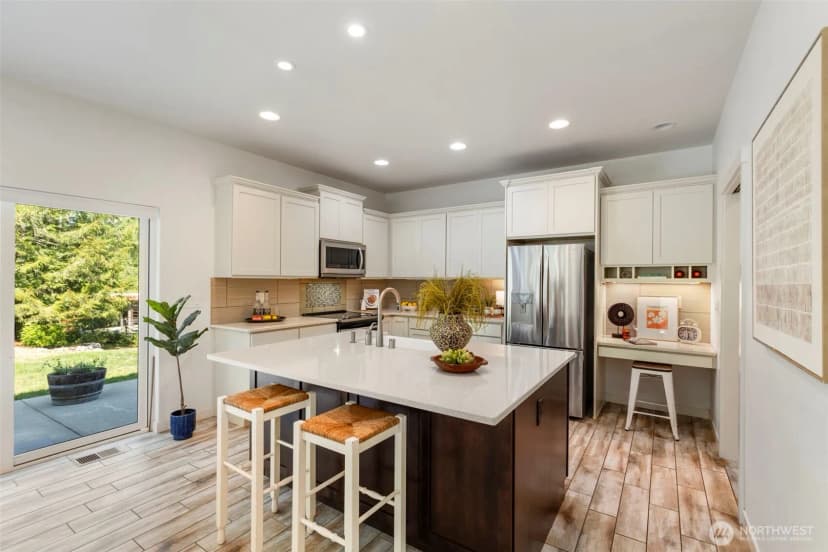 Property photo for 309 Meadowood Drive W, Seabeck photo 9