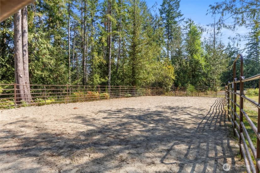 Property photo for 309 Meadowood Drive W, Seabeck photo 35