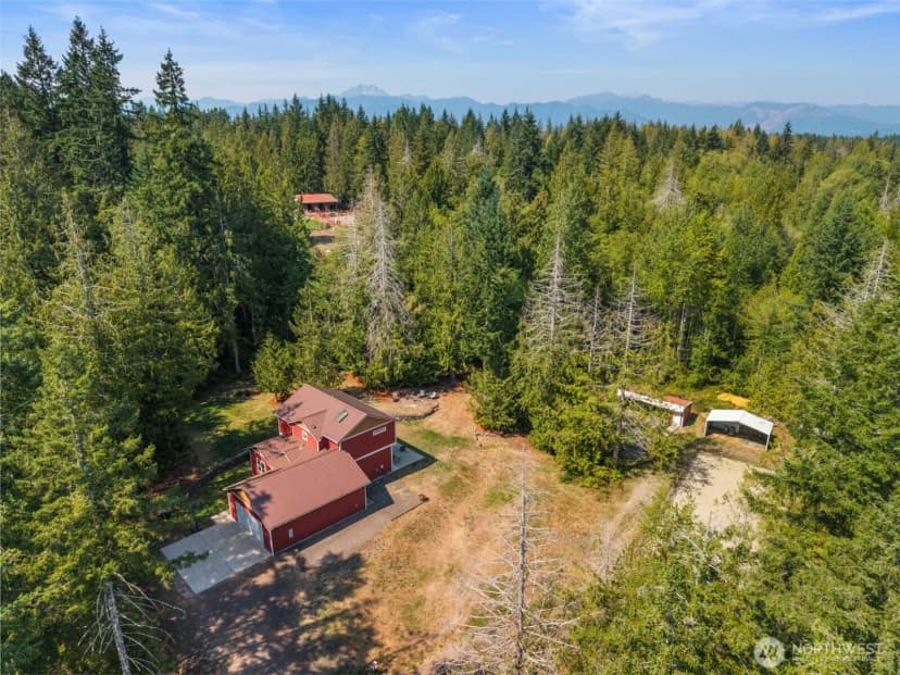 Property photo for 309 Meadowood Drive W, Seabeck photo 3