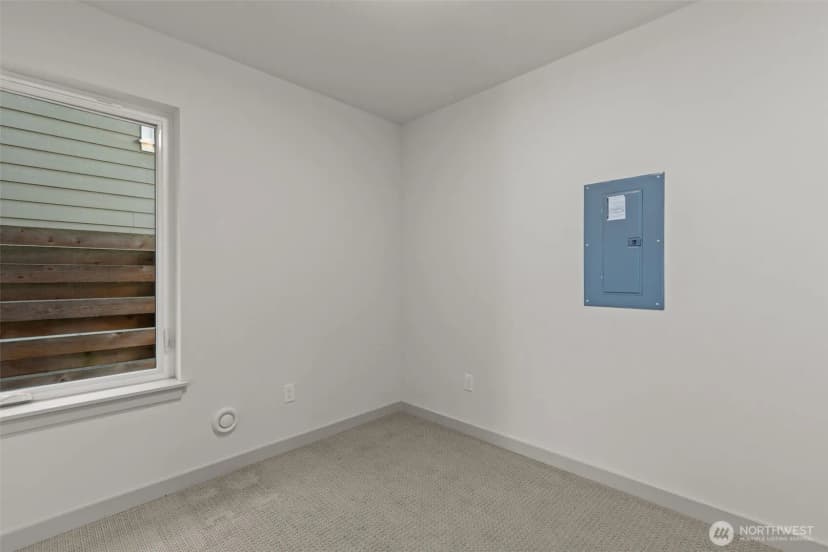 Property photo for 2422 C Nw 60th Street, Seattle photo 30