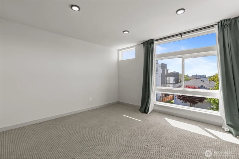 Property photo for 2422 C Nw 60th Street, Seattle photo 18