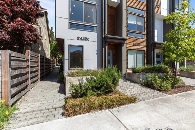 Property photo for 2422 C Nw 60th Street, Seattle photo 2