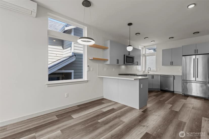 Property photo for 2422 C Nw 60th Street, Seattle photo 9