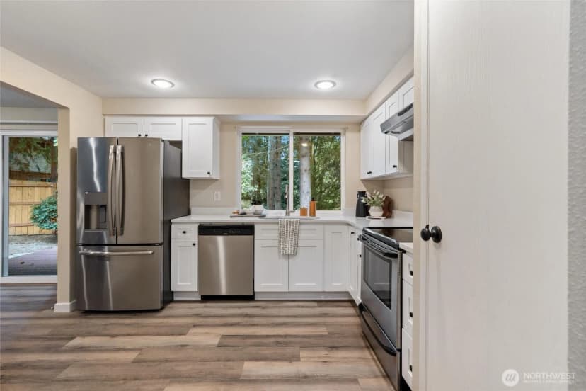 Property photo for 7282 Oxford Court Nw, Bremerton photo 10