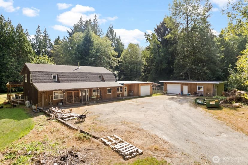 Property photo for 102 300th Street Nw, Stanwood photo 3