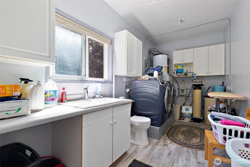 Property photo for 102 300th Street Nw, Stanwood photo 19