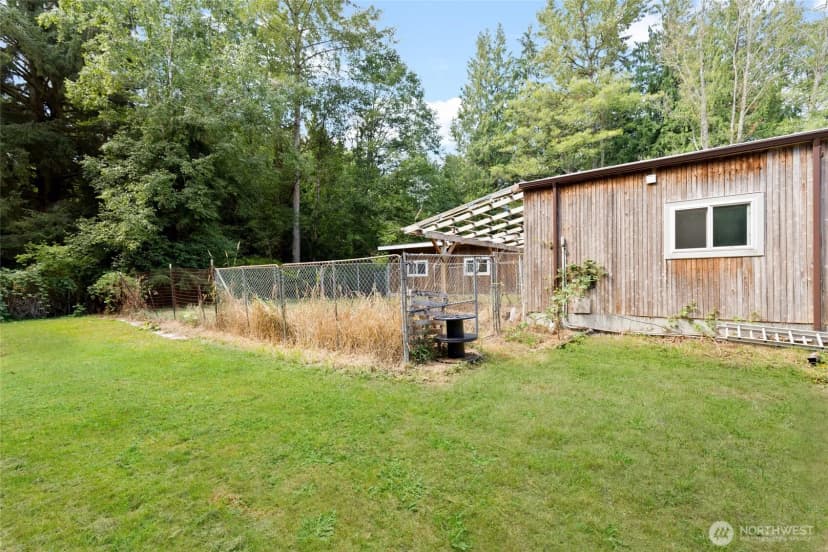 Property photo for 102 300th Street Nw, Stanwood photo 31