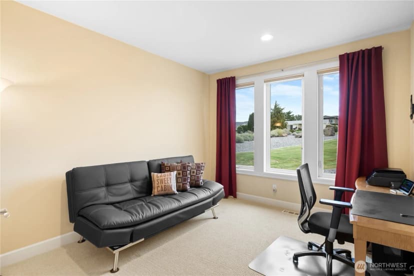 Property photo for 702 Lakeside Way Sw, Mattawa photo 15
