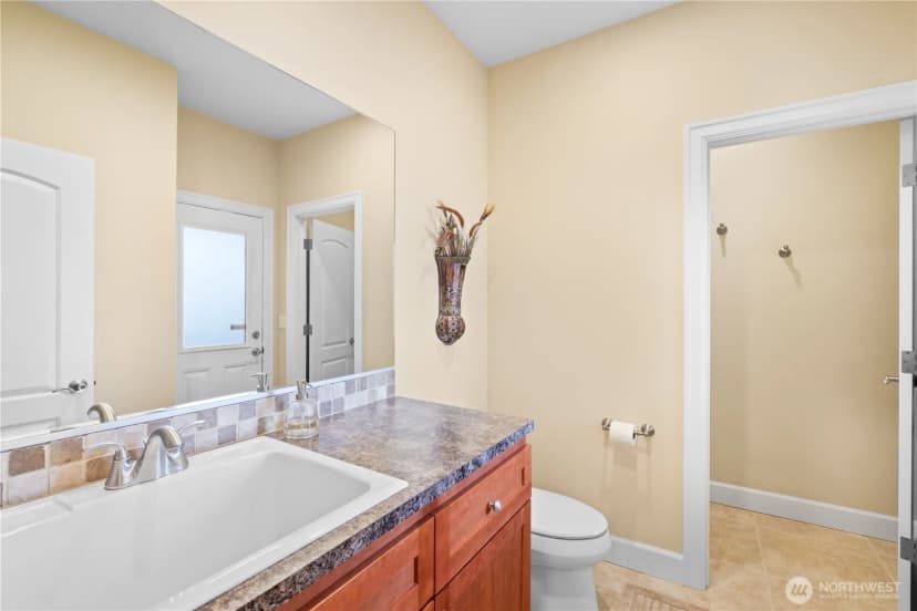 Property photo for 702 Lakeside Way Sw, Mattawa photo 23