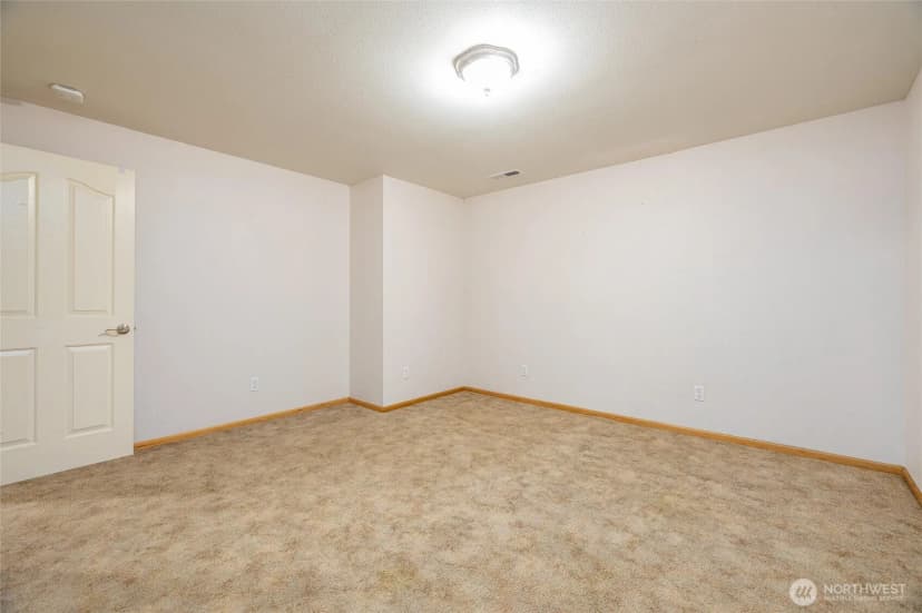 Property photo for 9 Eagle Crest Court, Bellingham photo 37
