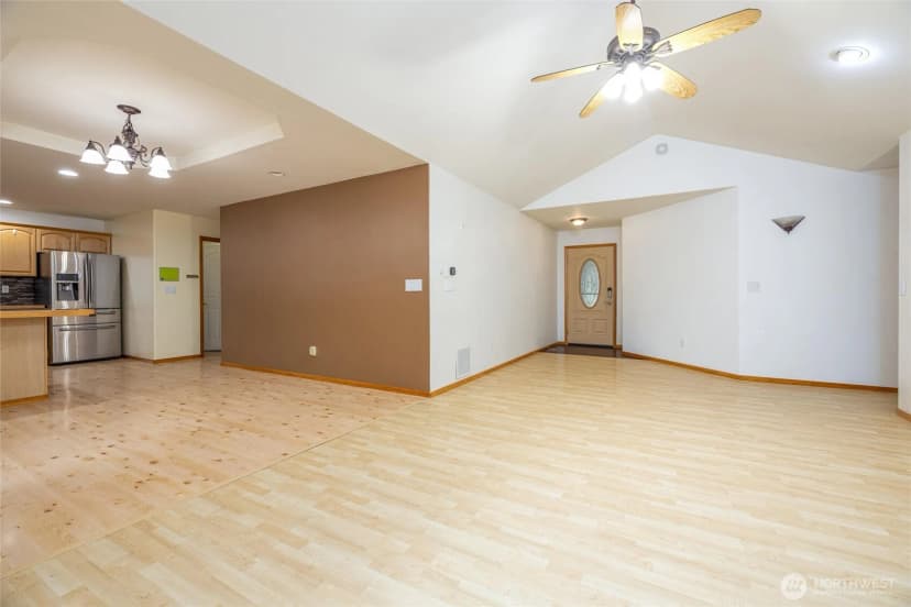 Property photo for 9 Eagle Crest Court, Bellingham photo 5