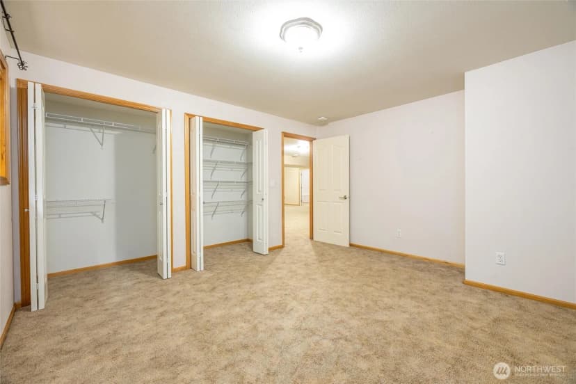 Property photo for 9 Eagle Crest Court, Bellingham photo 36