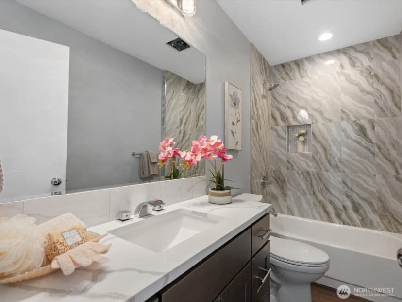 Property photo for 6751 14th Avenue Nw, Seattle photo 23