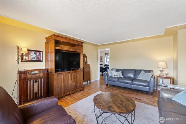 Property photo for 1014 E 54th Street, Tacoma photo 2