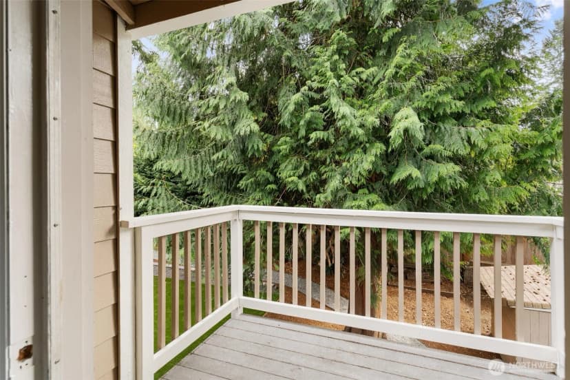 Property photo for 16915 Ne 98th Court, Redmond photo 28