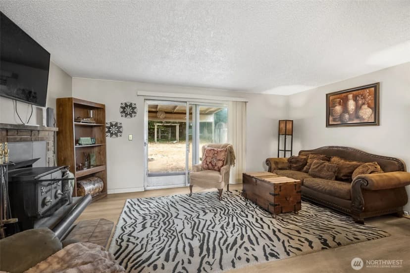 Property photo for 816 Oakcrest Street Se, Lacey photo 13