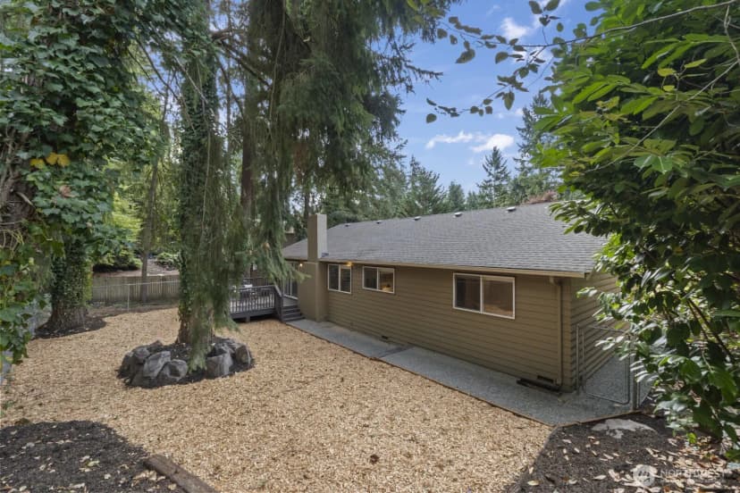 Property photo for 12522 Ne 138th Place, Kirkland photo 32