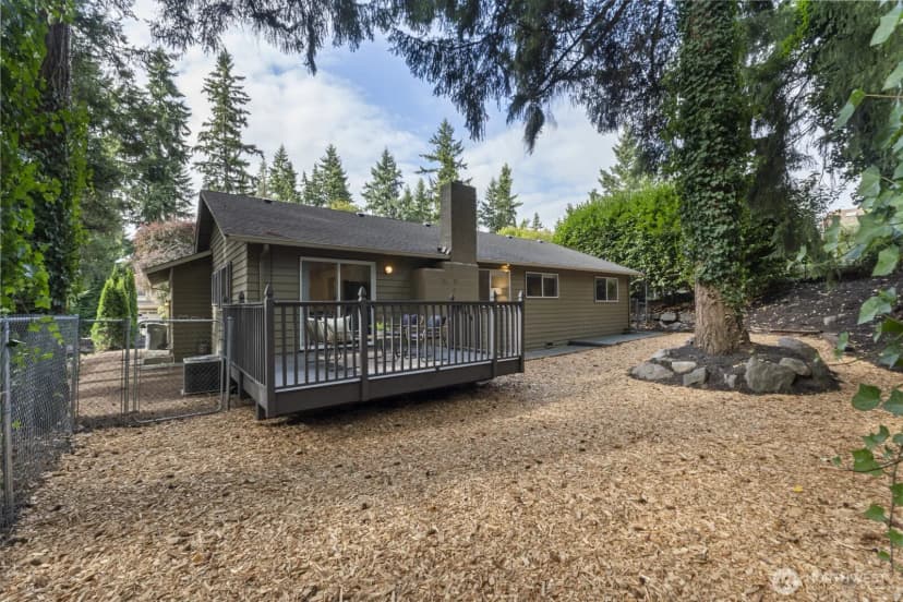 Property photo for 12522 Ne 138th Place, Kirkland photo 33