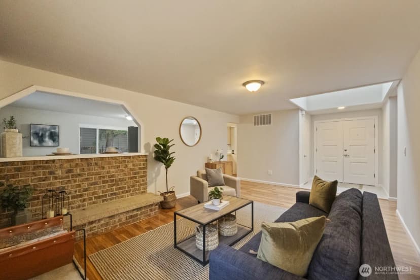 Property photo for 12522 Ne 138th Place, Kirkland photo 9