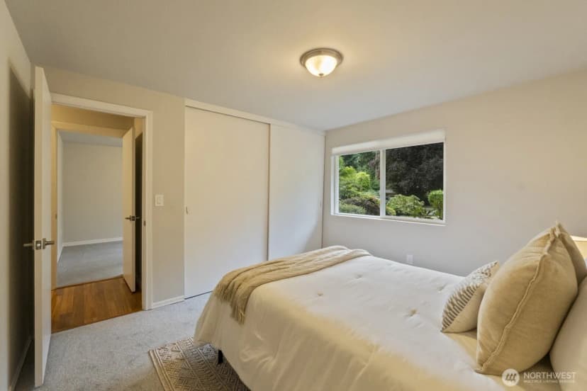 Property photo for 12522 Ne 138th Place, Kirkland photo 23