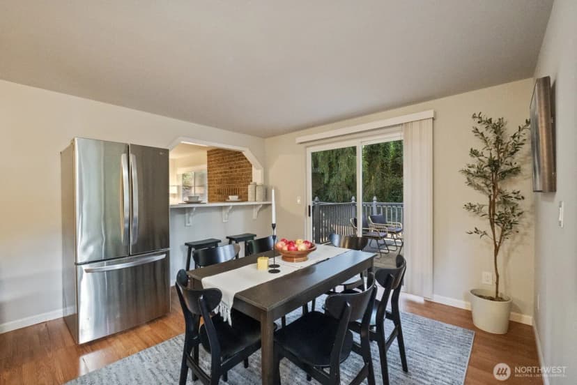Property photo for 12522 Ne 138th Place, Kirkland photo 15