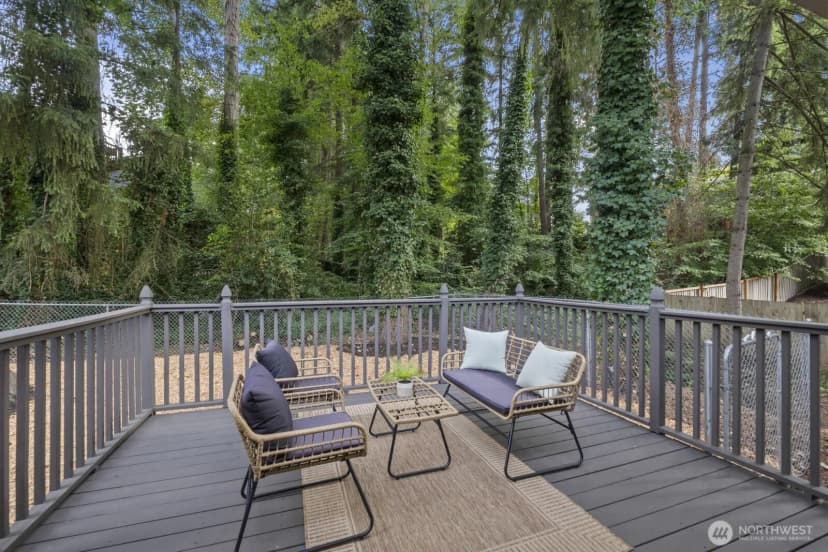 Property photo for 12522 Ne 138th Place, Kirkland photo 31