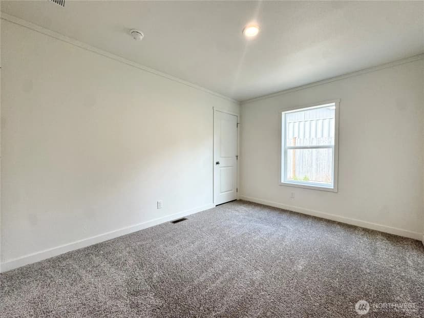 Property photo for 1122 F Street, Vader photo 10