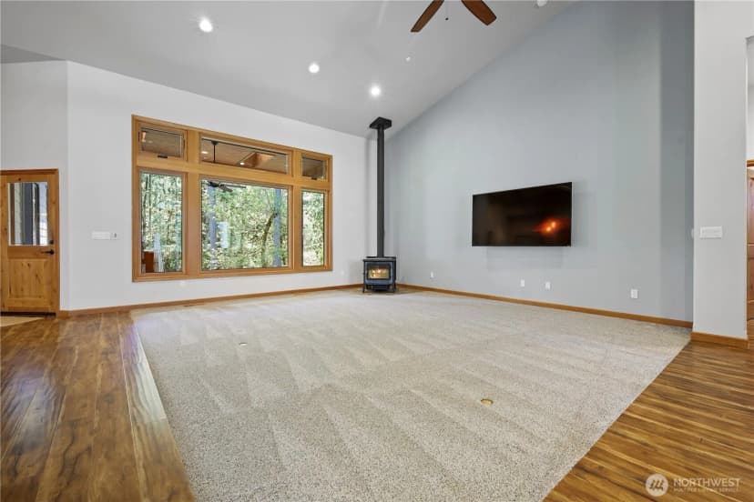 Property photo for 6120 Lake St Clair Se, Olympia photo 9